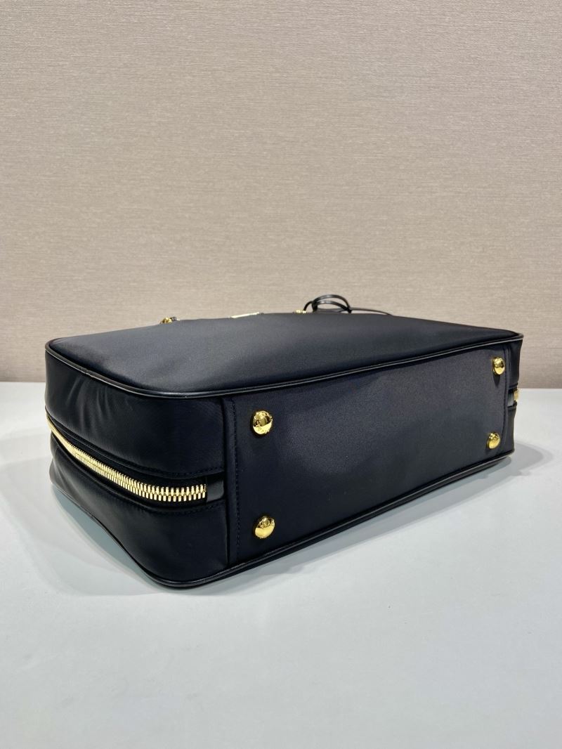 Pra*a top handle bags